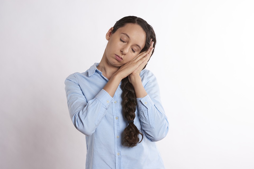 Dormire poco fa male: cosa accade all'organismo per la carenza di sonno