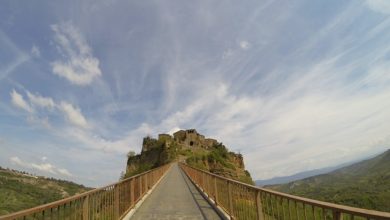 Civita di Bagnoregio, il borgo nel cuore d'Italia che rischia di sparire