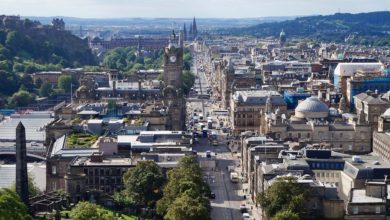 Edimburgo, debuttano in strada i taxi inglesi elettrici