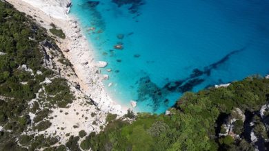 Ruba la sabbia in Sardegna: multa da oltre mille euro