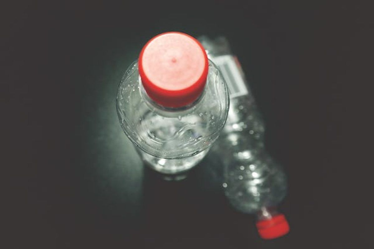 trucco bottiglie di plastica