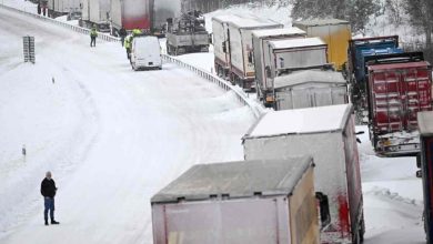 neve blocca i mezzi